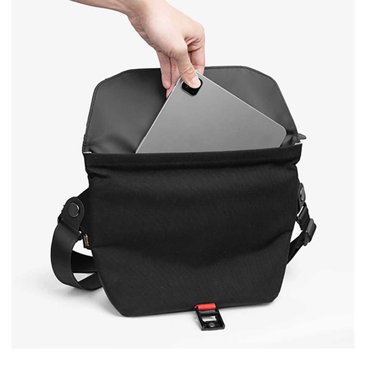 کیف رودوشی Wiwu مدل Arriors Messge Bag X10 - مشکی (openbox)
